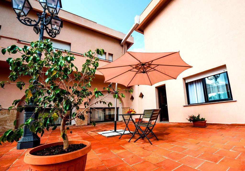 Th Cinisi - Florio Park Hotel Exterior photo