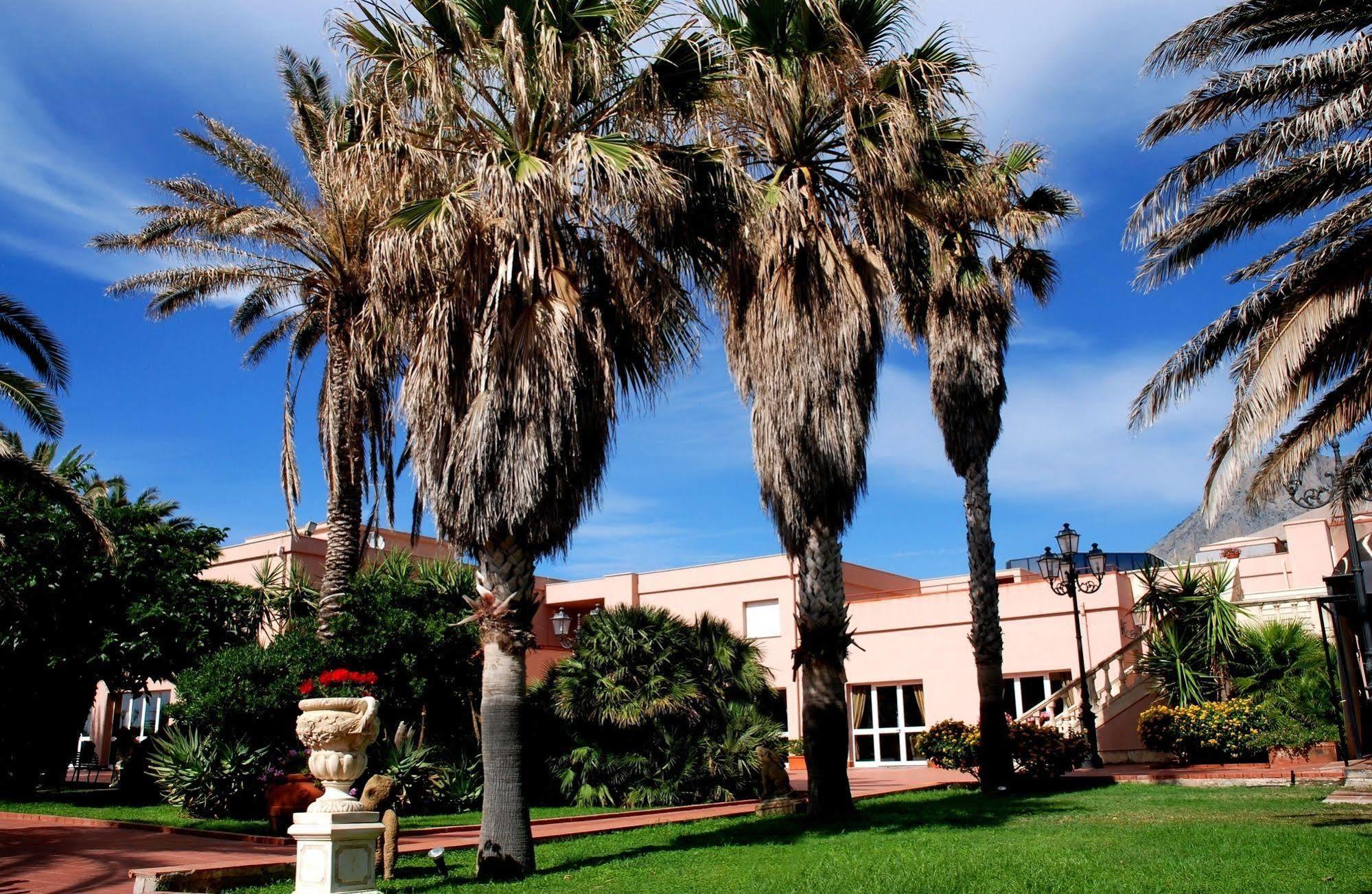 Th Cinisi - Florio Park Hotel Exterior photo
